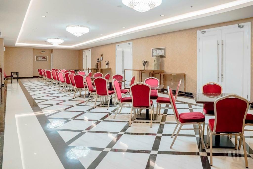 Savero Hotel Депок Екстер'єр фото